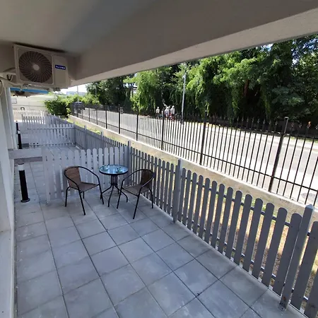 Andrew Apartmán Saturn